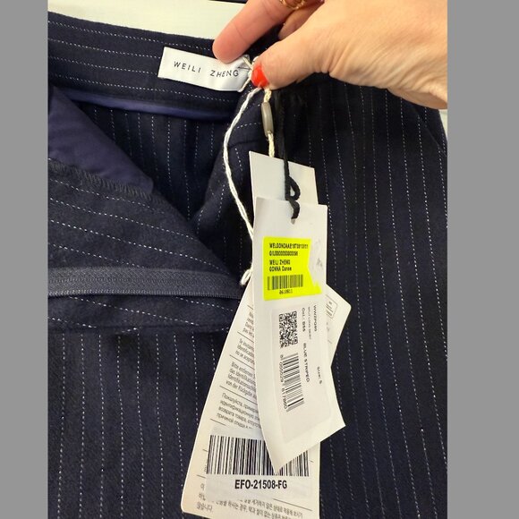 NWT  Weili Zheng Skirt (Size 6) - Picture 4 of 4